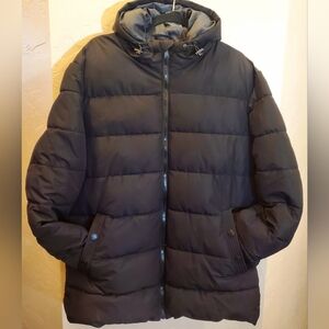 Men's Perry Ellis Size M Zip Up Black Puffer Jacket w/Hood & Polyester Fill